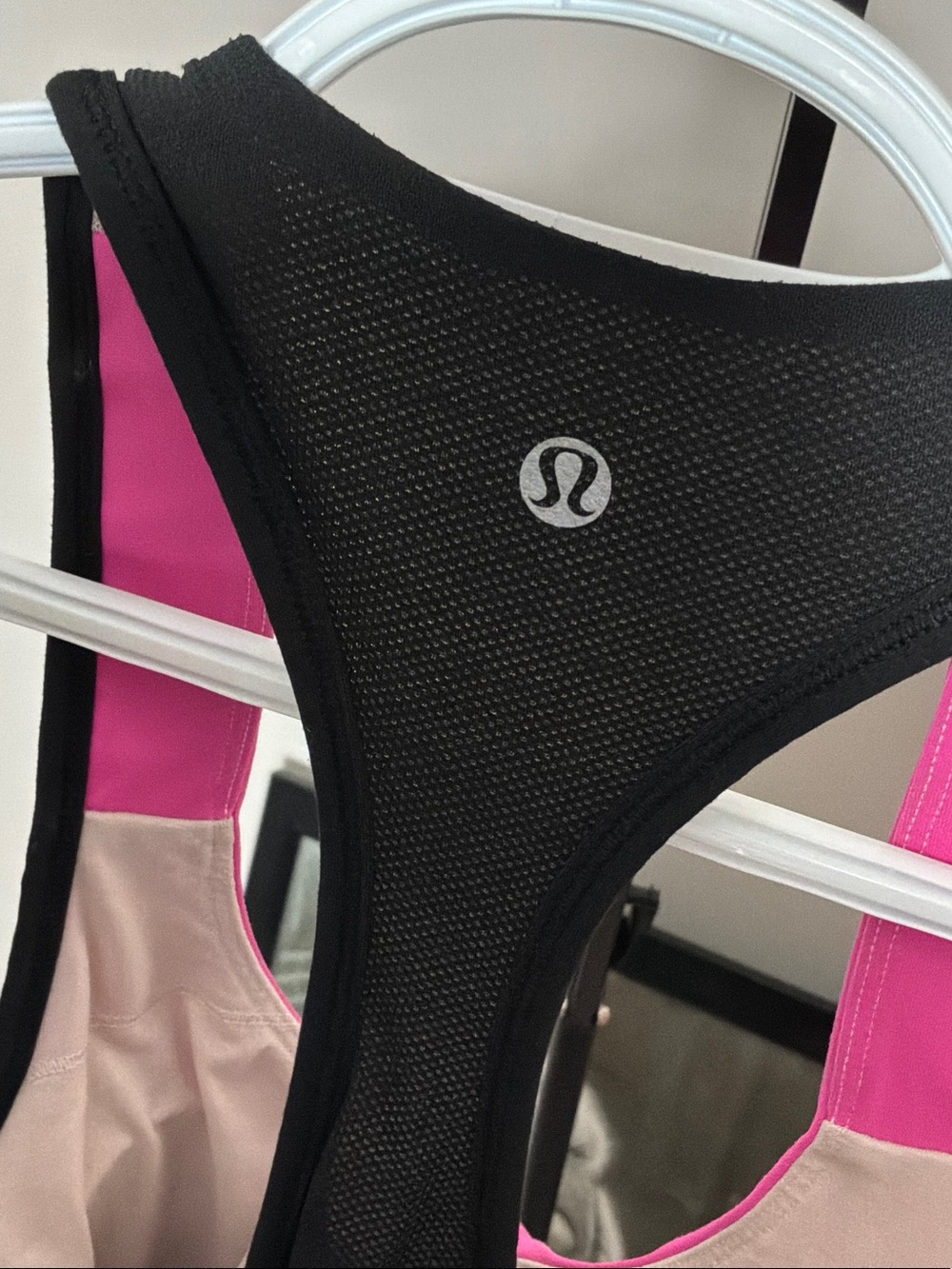 LULULEMON | VINTAGE AMAZING CONDITION BRA TANK - Picture 4 of 6